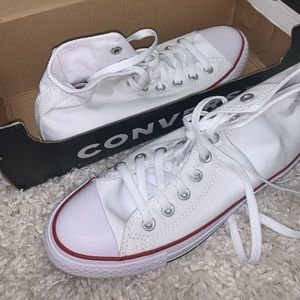 NEW White Hightop Converse Size 7M/9W
